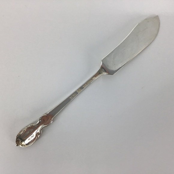 2/$20 1847 Rogers Bros. Vtg Silver Master Butter Knife - Picture 3 of 8